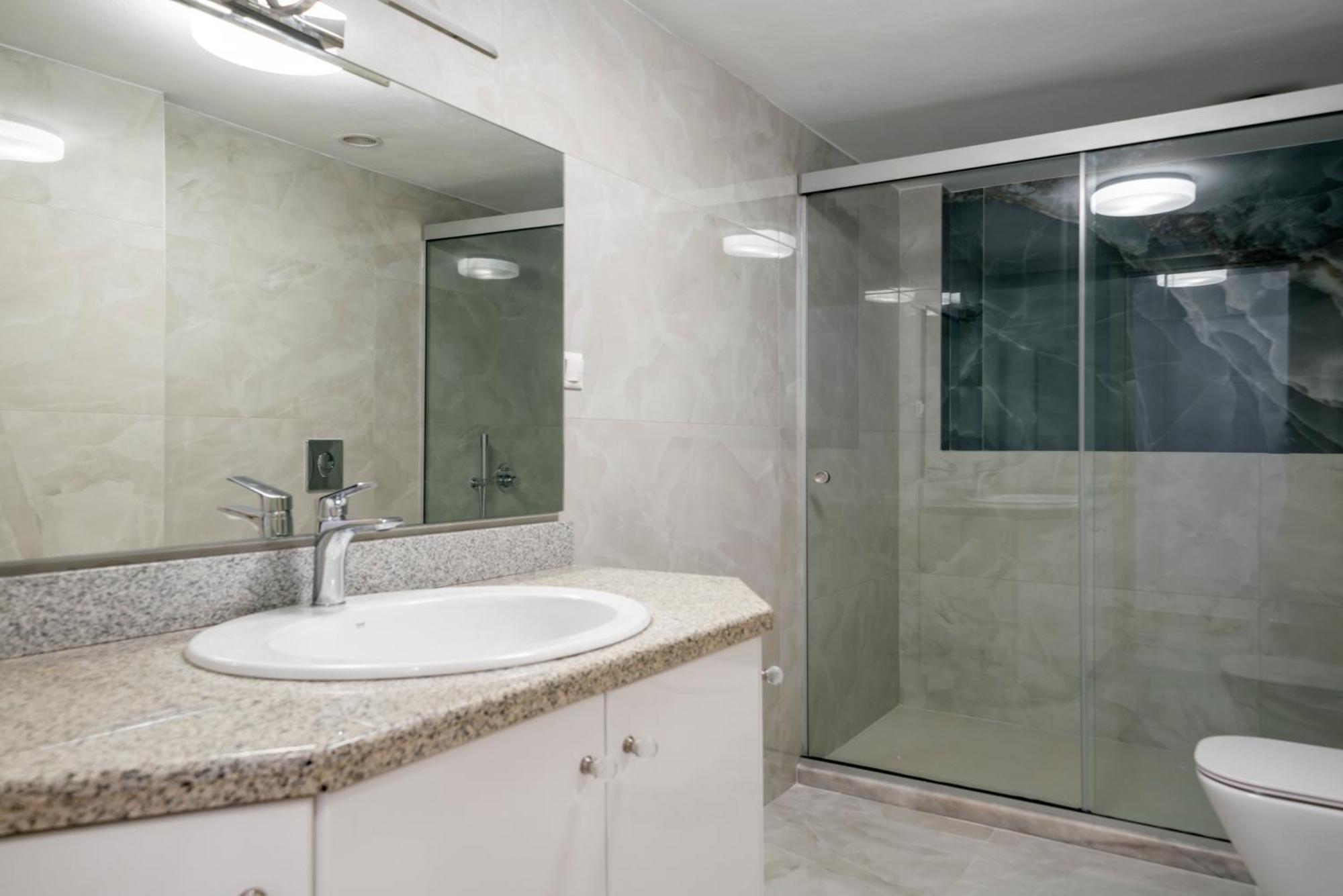 Neon 2Br Luxurious Central Apt Heraklion מראה חיצוני תמונה