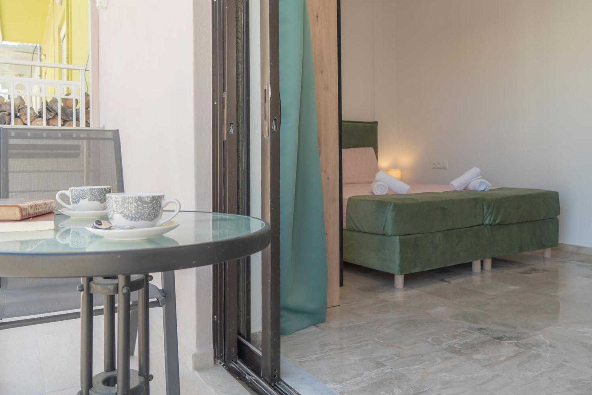 Neon 2Br Luxurious Central Apt Heraklion מראה חיצוני תמונה